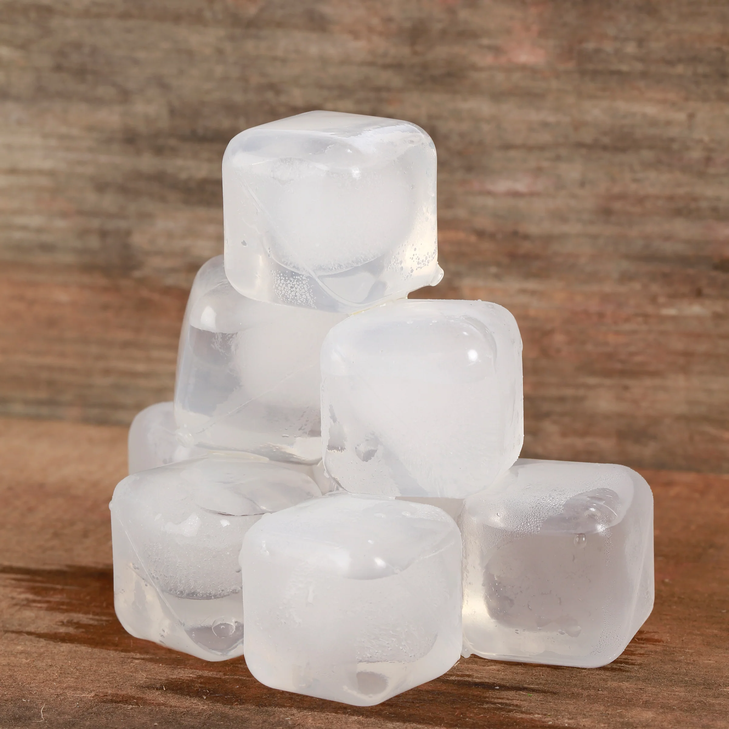 Clear Reusable Ice Cubes - Image 2