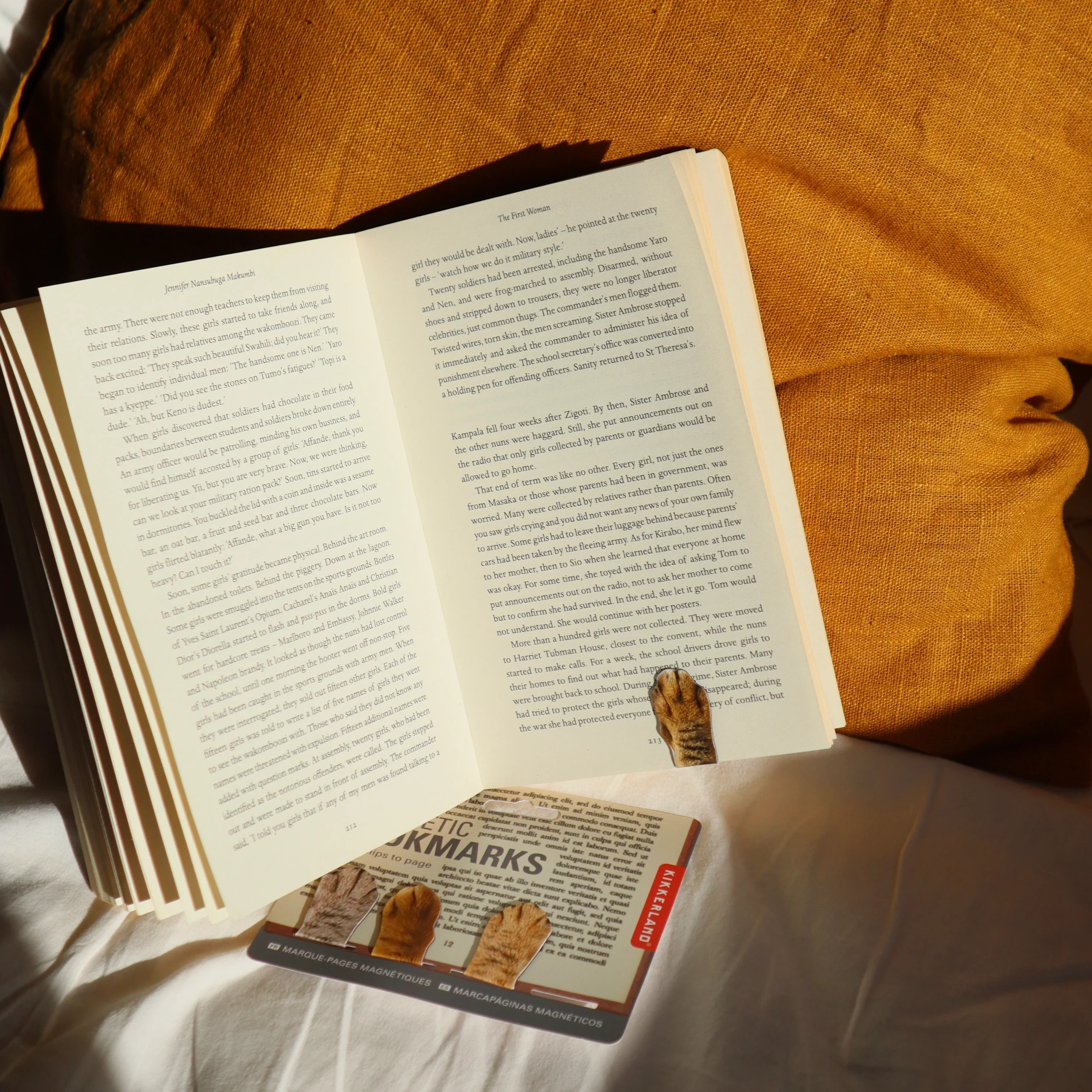 Magnetic Cat Paw Bookmarks - Image 3